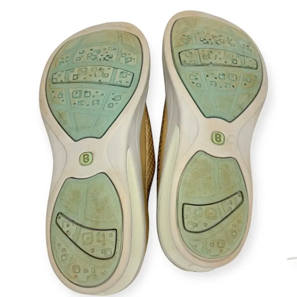 Bzees Nauralizer Tan Lightweight‎ Clog Sneaker 9.5M Comfort Breathable Platform